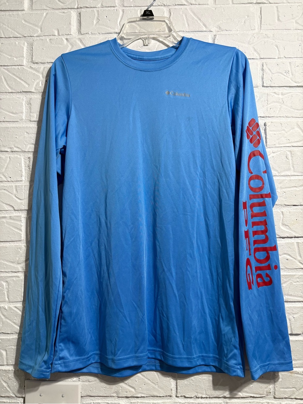 Columbia Long-Sleeve Outdoor Performance Fishing Shirt - Sky Blue with Red Logo